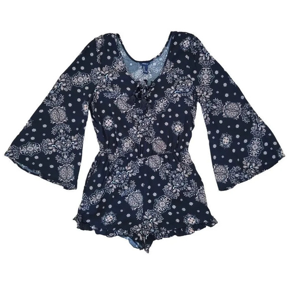 Forever 21  flare sleeve floral romper black pink medium - Picture 15 of 16